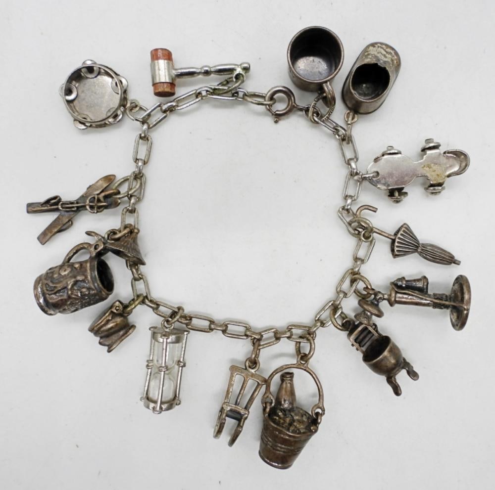 STERLING CHRAM BRACELET