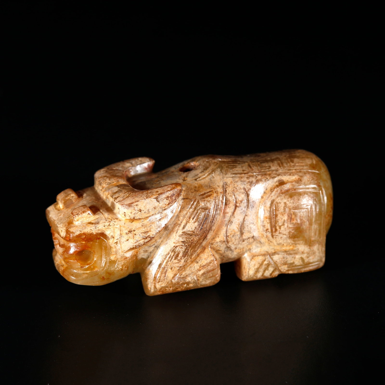 A CATTLE-SHAPED PENDANT OF ANCIENT JADE (1 of 8)
