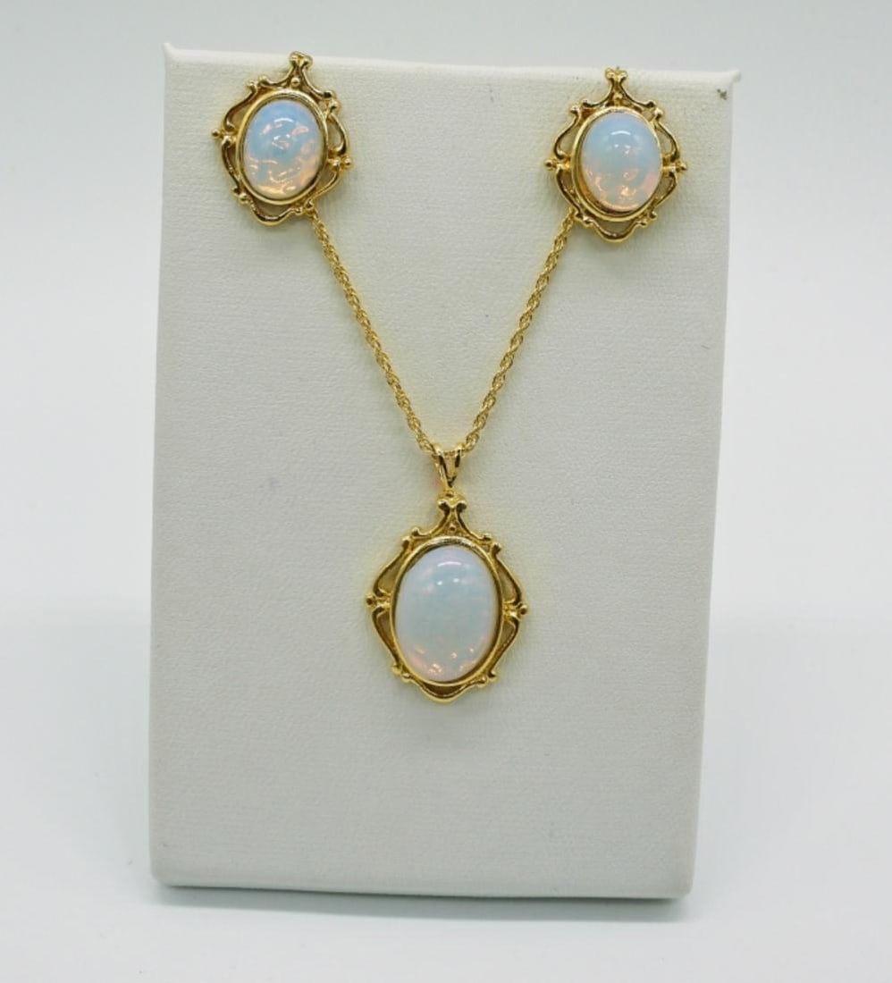 VINTAGE FASHION FAUX OPAL SET: VINTAGE FASHION FAUX OPAL SET