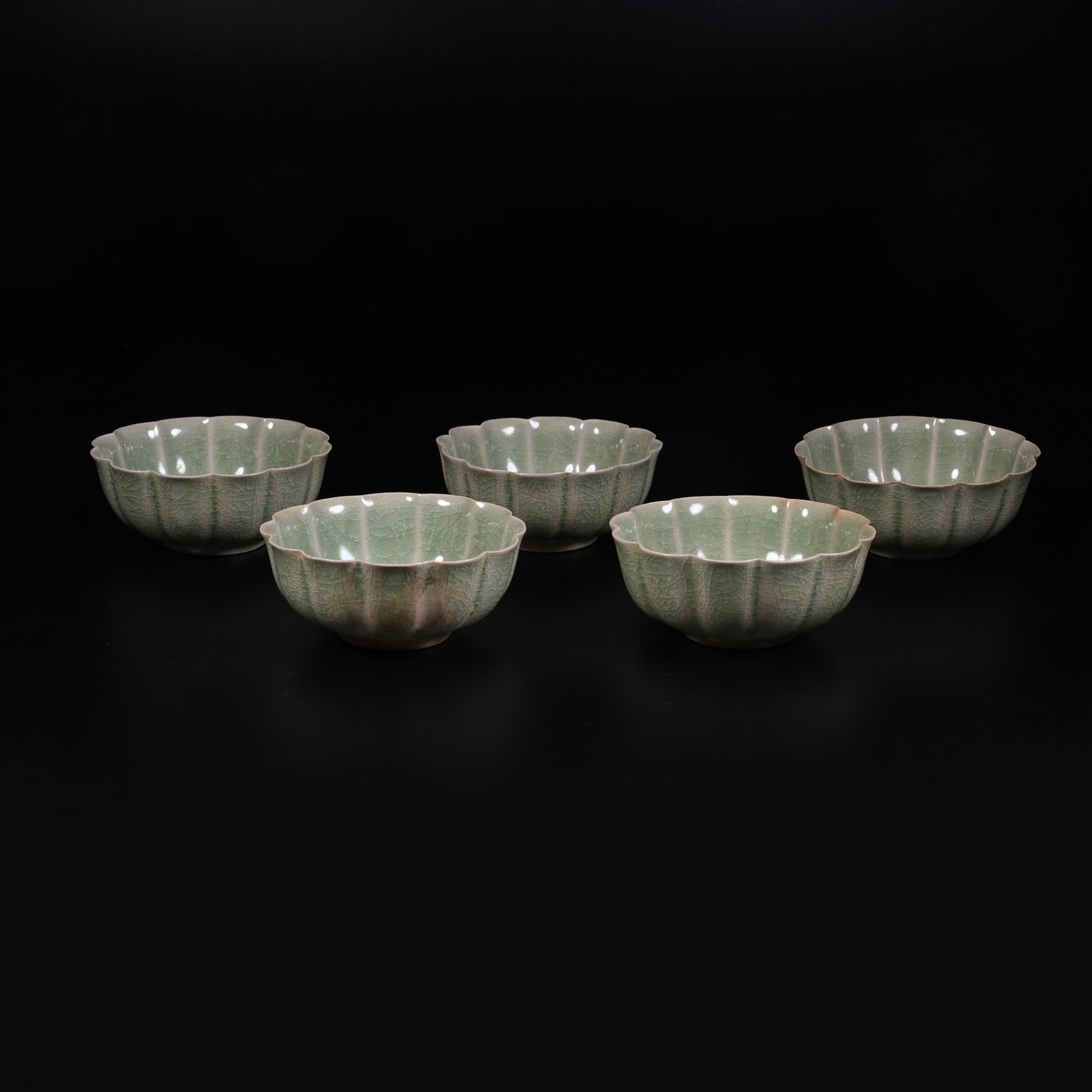 A SET OF FIVE RU WARE CHRYSANTHEMUM PETAL CUPS (1 of 10)