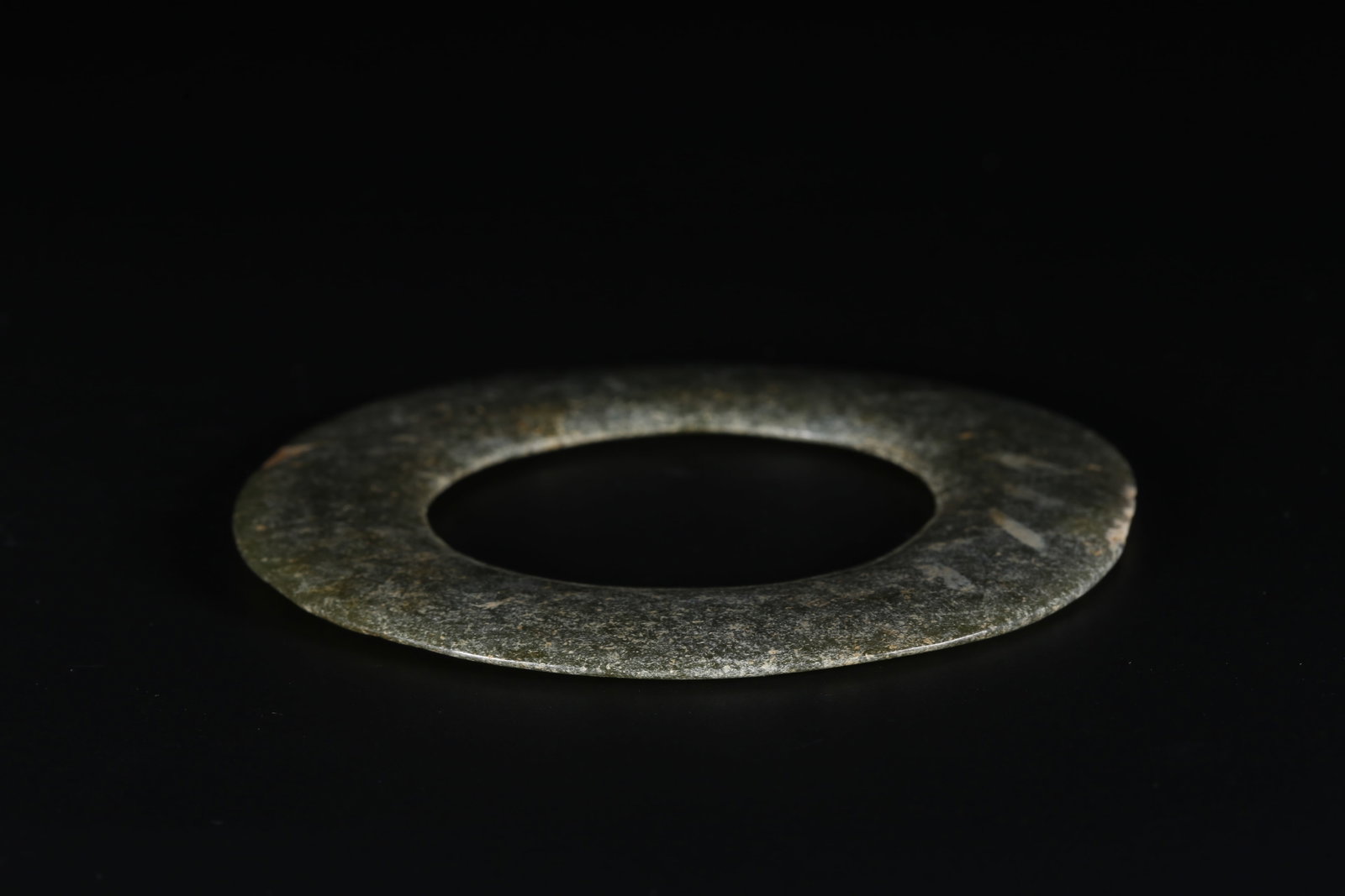 A ANCIENT JADE RING - 4