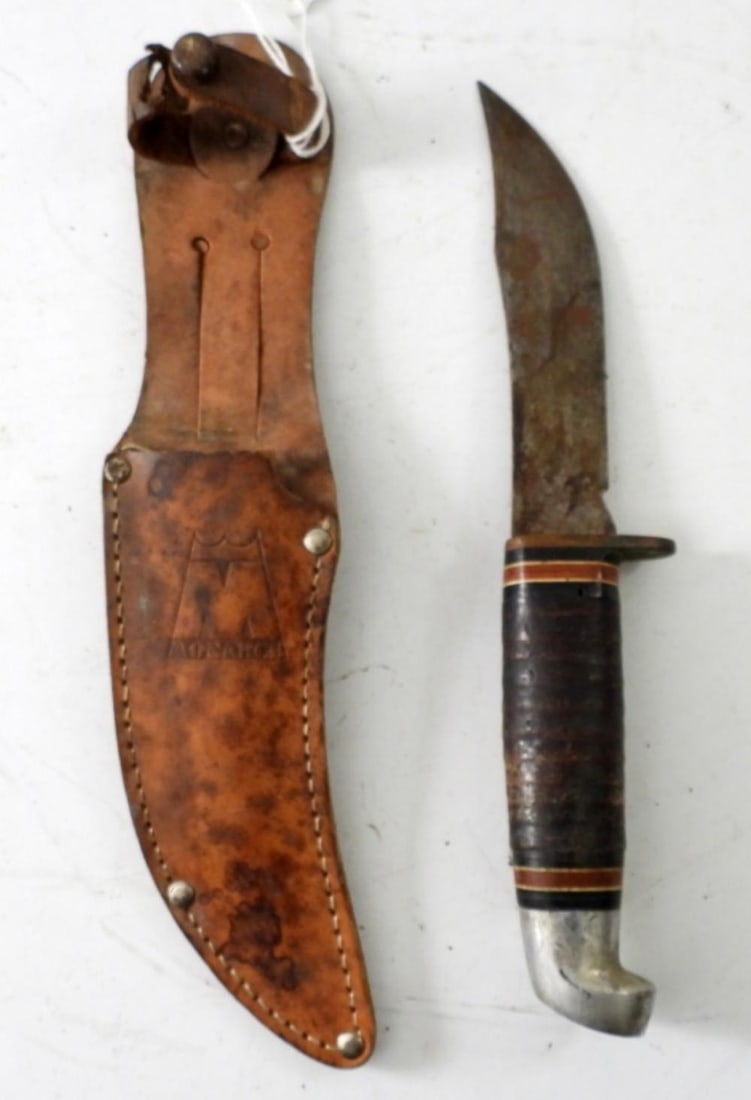 WESTERN USA L66 HUNTING KNIFE W/SHEATH (1 of 2)
