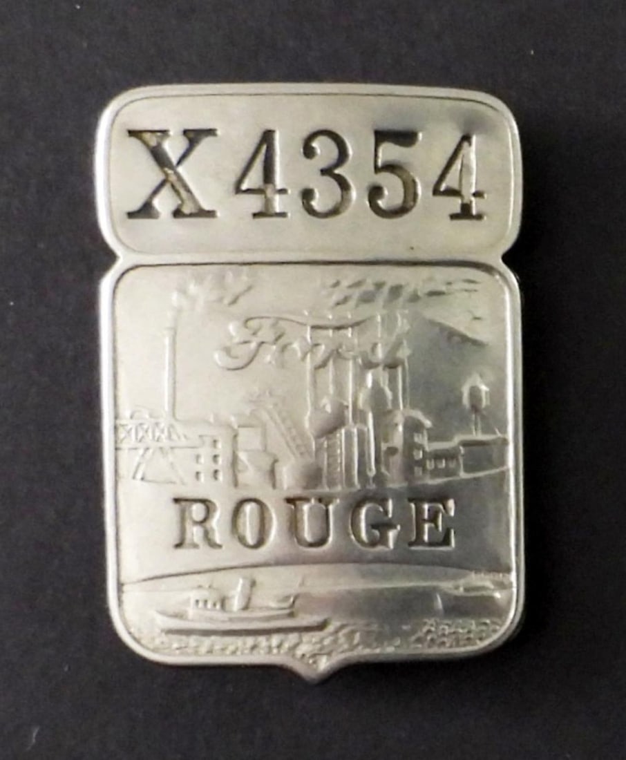 VINTAGE FORD ROUGE EMPLOYEE PLANT BADGE (1 of 2)