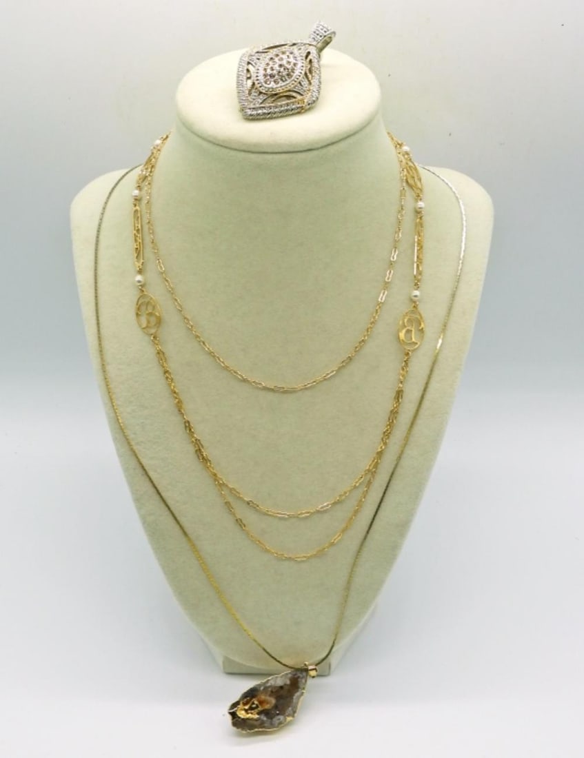 GEODE NECKLACE & MORE (1 of 4)