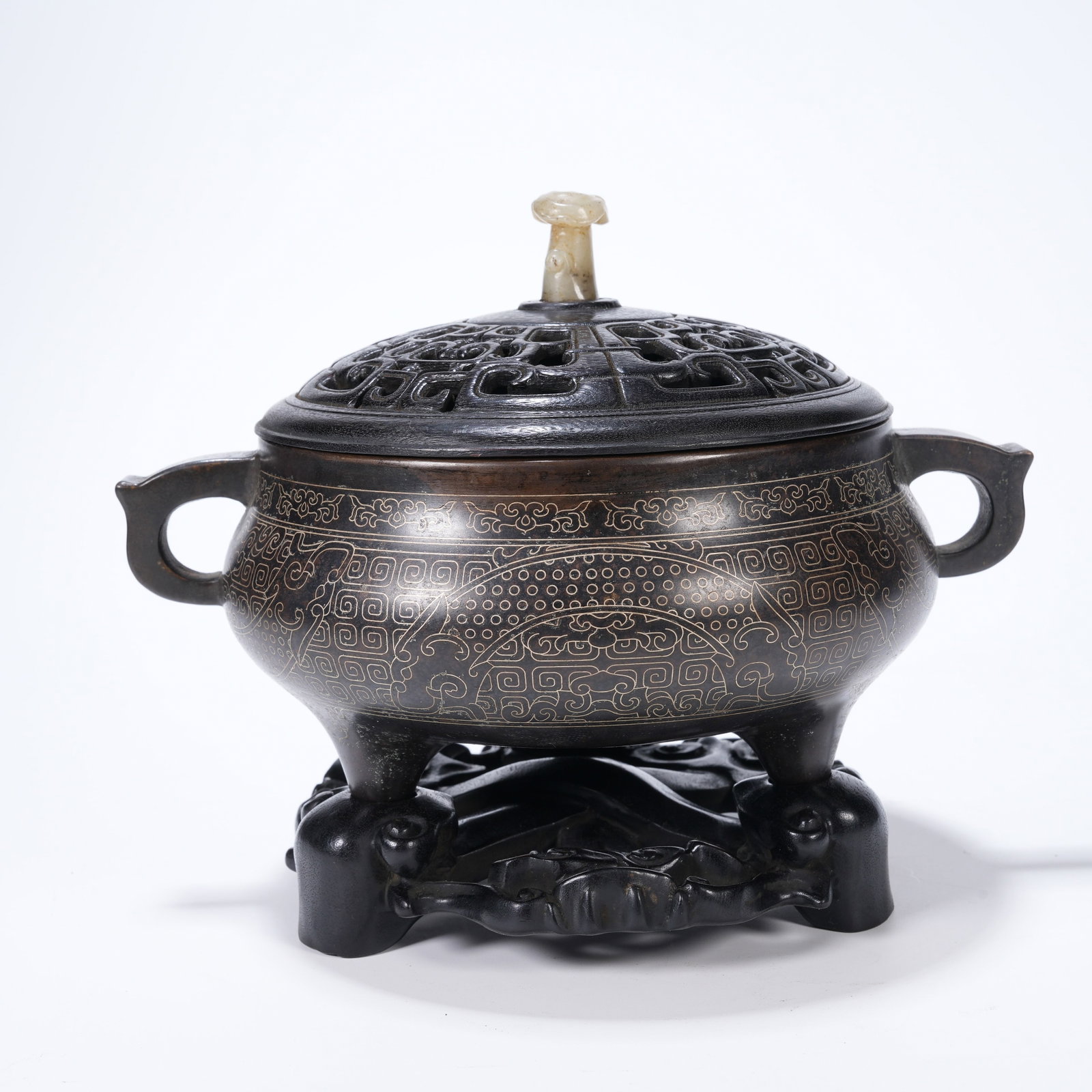 A BRONZE CENSER INLAID WITH SILVER WIRE DRAGON PATTERNS: Bronze censer inlaid with silver wire dragon patterns