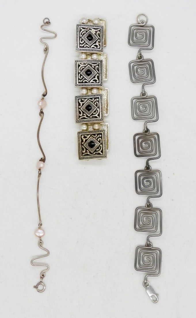 (3) UNIQUE GEOMETRIC BRACELETS: (3) UNIQUE GEOMETRIC BRACELETS