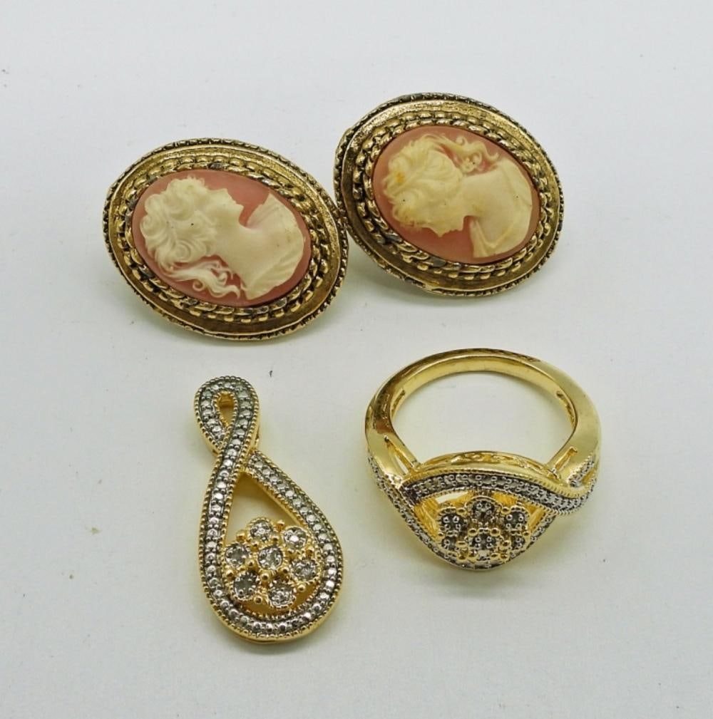 GOLD TONE RING, PENDANT & CAMEO EARRINGS: GOLD TONE RING, PENDANT & CAMEO EARRINGS