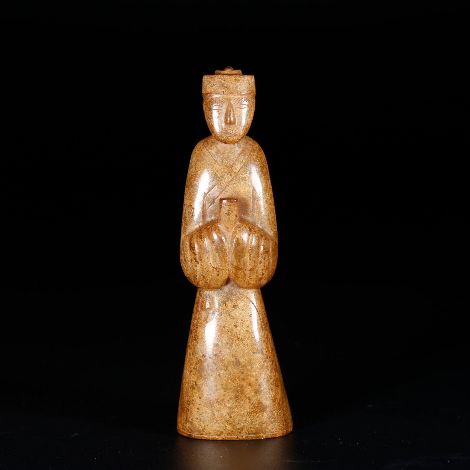 A FIGURINE-SHAPED ORNAMENTAL SCULPTURE OF ANCIENT JADE (1 of 9)