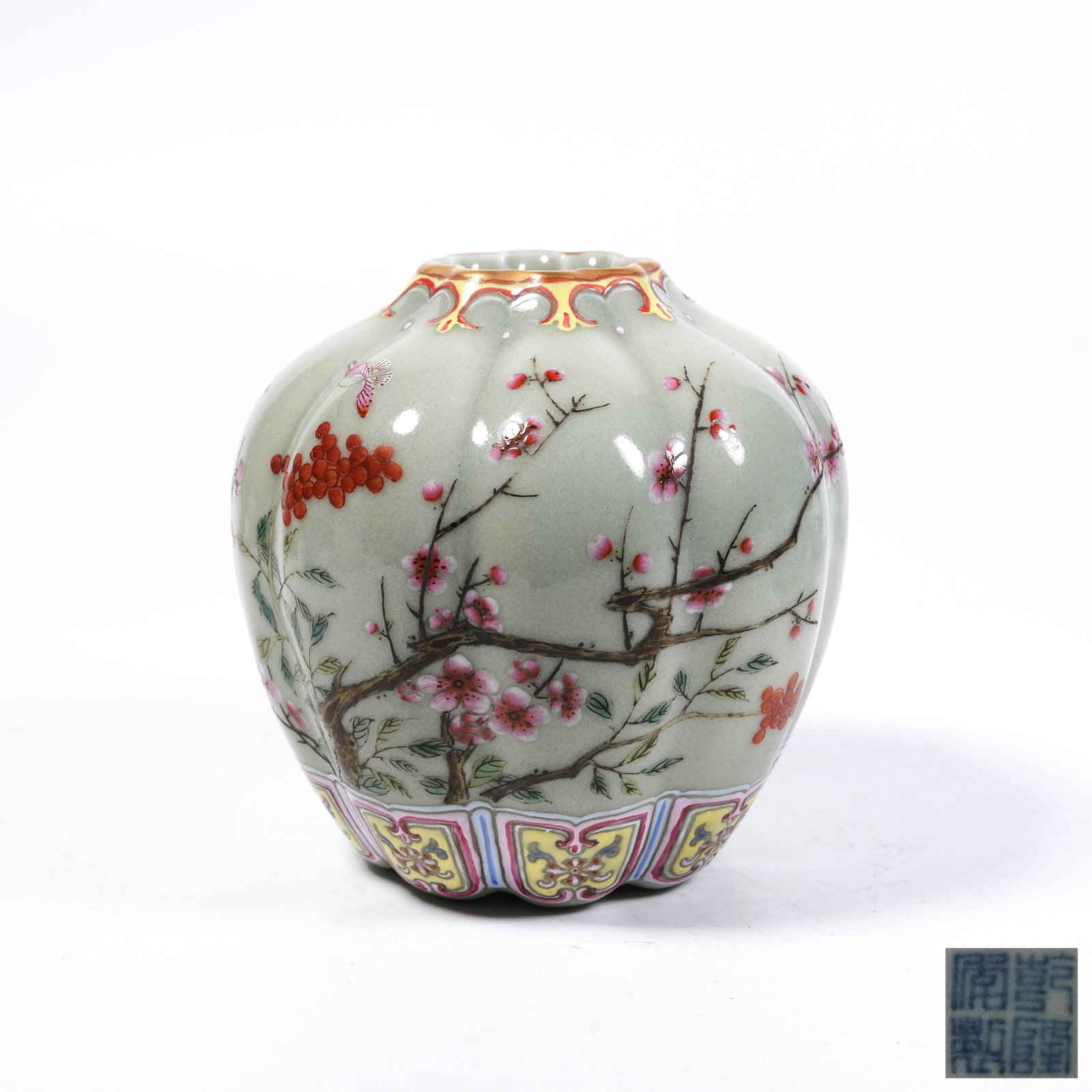 A FAMILLE ROSE POMEGRANATE ZUN VASE WITH FLORAL PATTERNS: Famille Rose Pomegranate Zun Vase with Floral Patterns