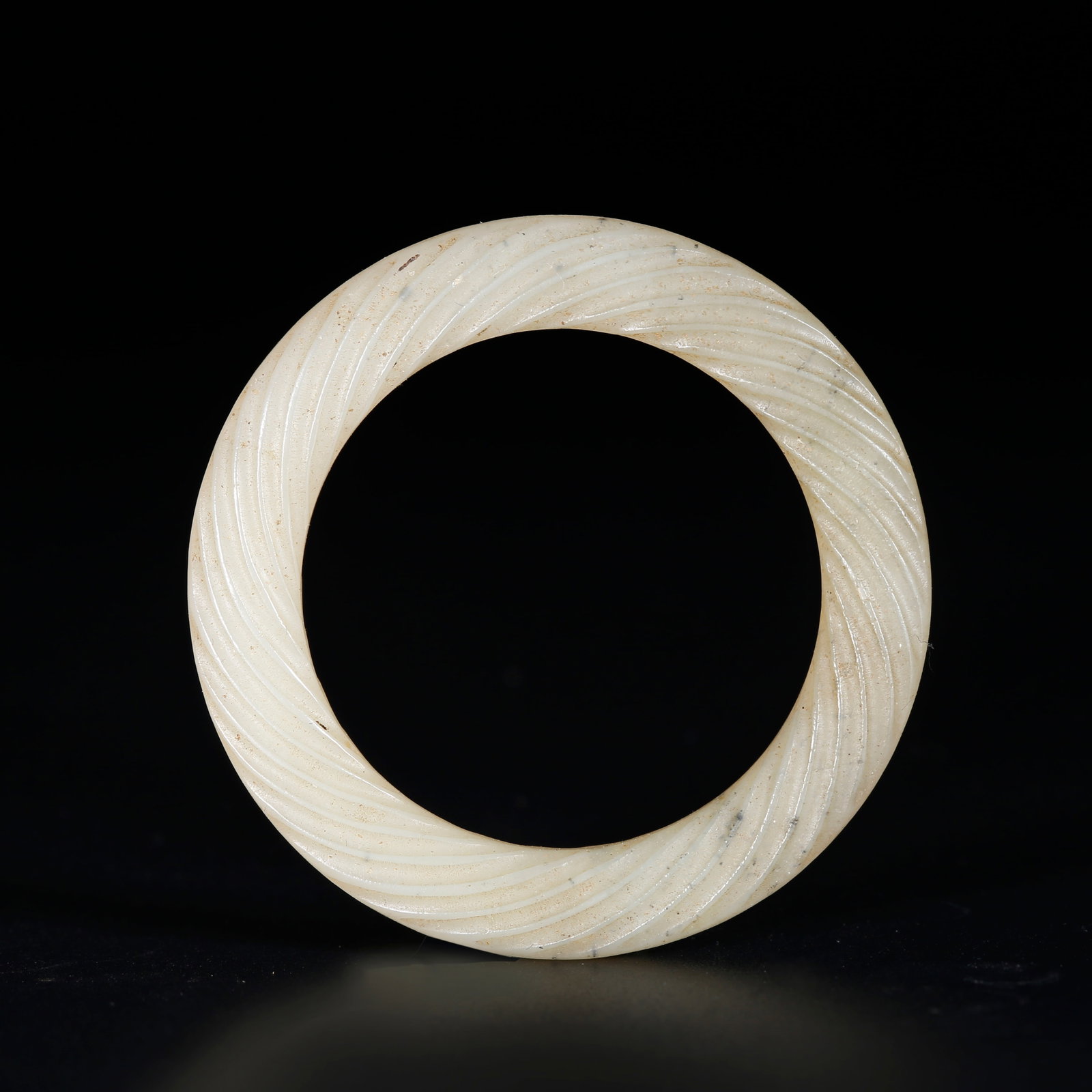 A HETIAN JADE PENDANT: Hetian Jade Pendant