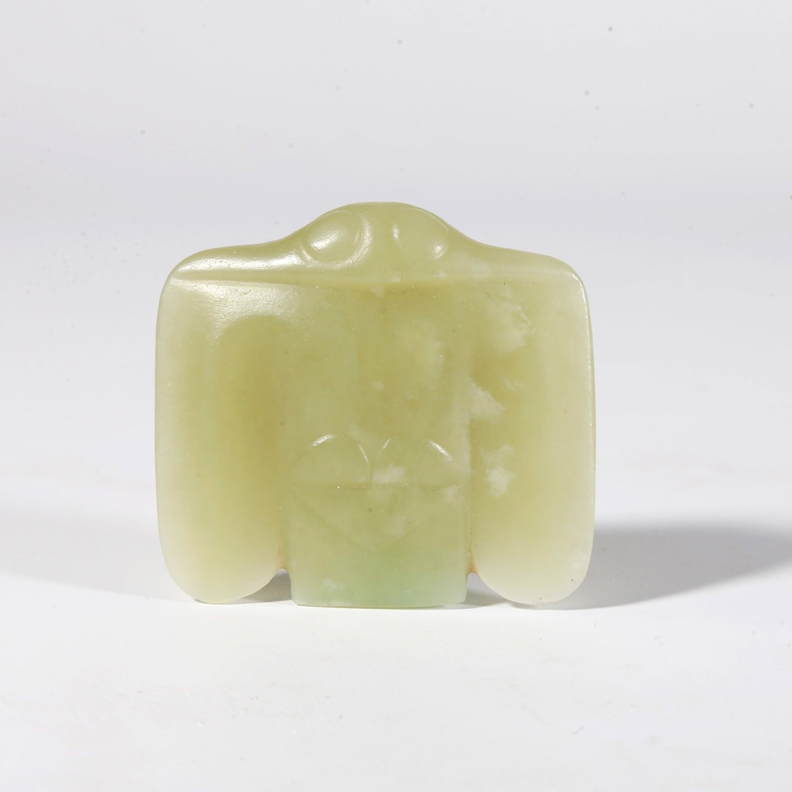 A ANCIENT JADE OWL: Ancient Jade Owl