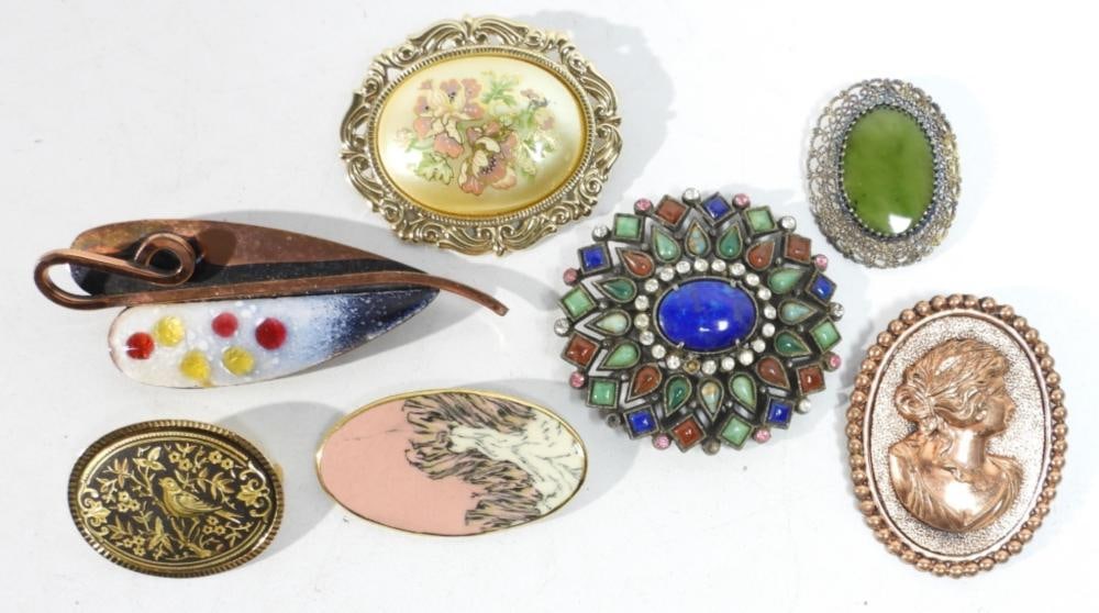 (7) FASHION PINS / BROOCHES: (7) FASHION PINS / BROOCHES