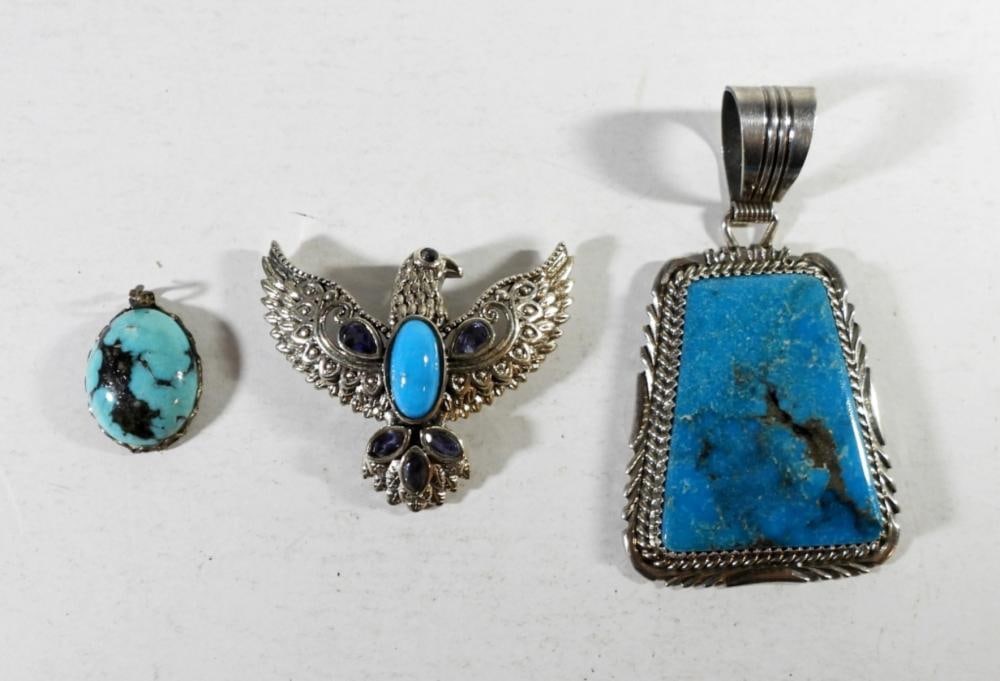 (3) STERLING TURQUOISE PENDANTS: (3) STERLING TURQUOISE PENDANTS