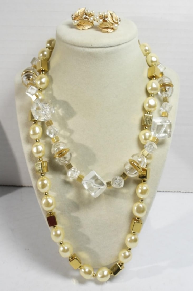 2 NAPIER NECKLACES & TRIFARI EARRINGS: 2 NAPIER NECKLACES & TRIFARI EARRINGS