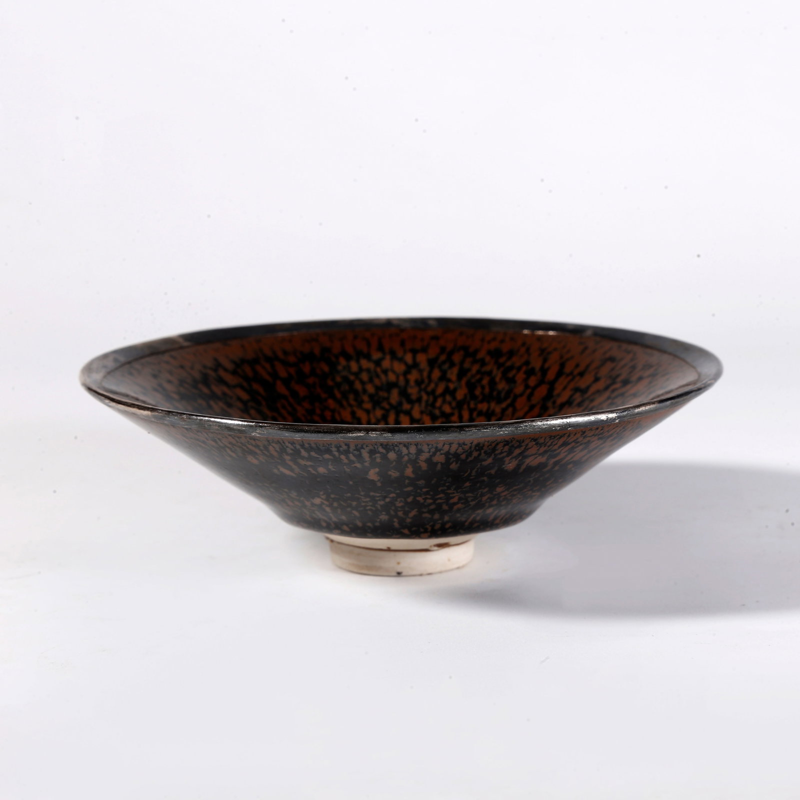 A JIAN KILN TEA BOWL (1 of 9)