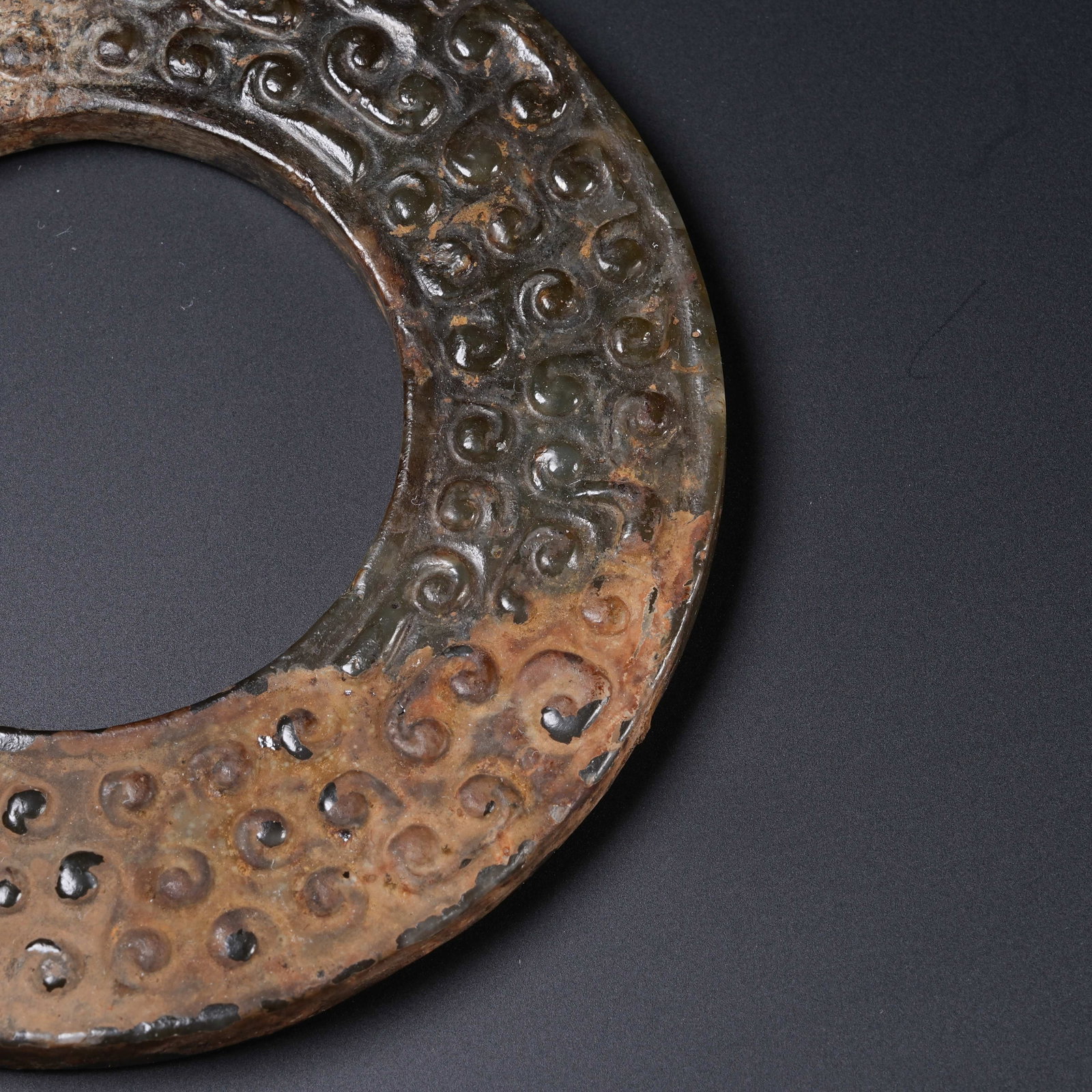 A ANCIENT JADE BI DISC WITH HOOKED CLOUD PATTERNS - 2
