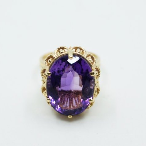 An Amethyst Cocktail Ring 26.32 CTW 14K (1 of 6)