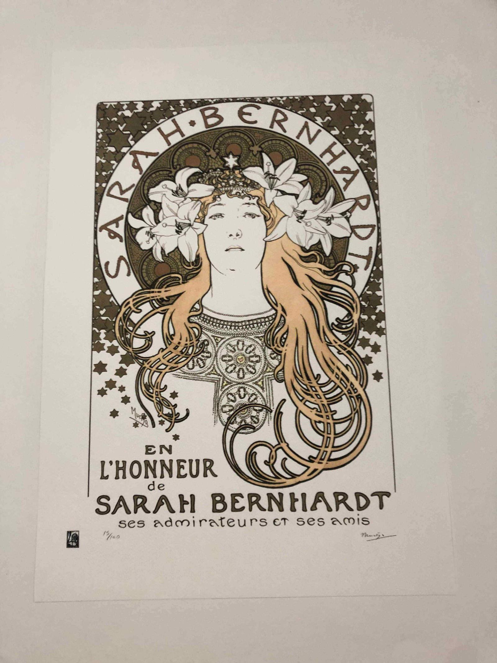 Alphonse Mucha litografia cm 50x70 con certificato: Alphonse Mucha litografia dimensione cm 50x70 timbro impresso LE PALMEcarta francesecertificato di autenticaedizione del 2010firma su lastra in stampaesemplari 100 maxla numerazione al momento della s