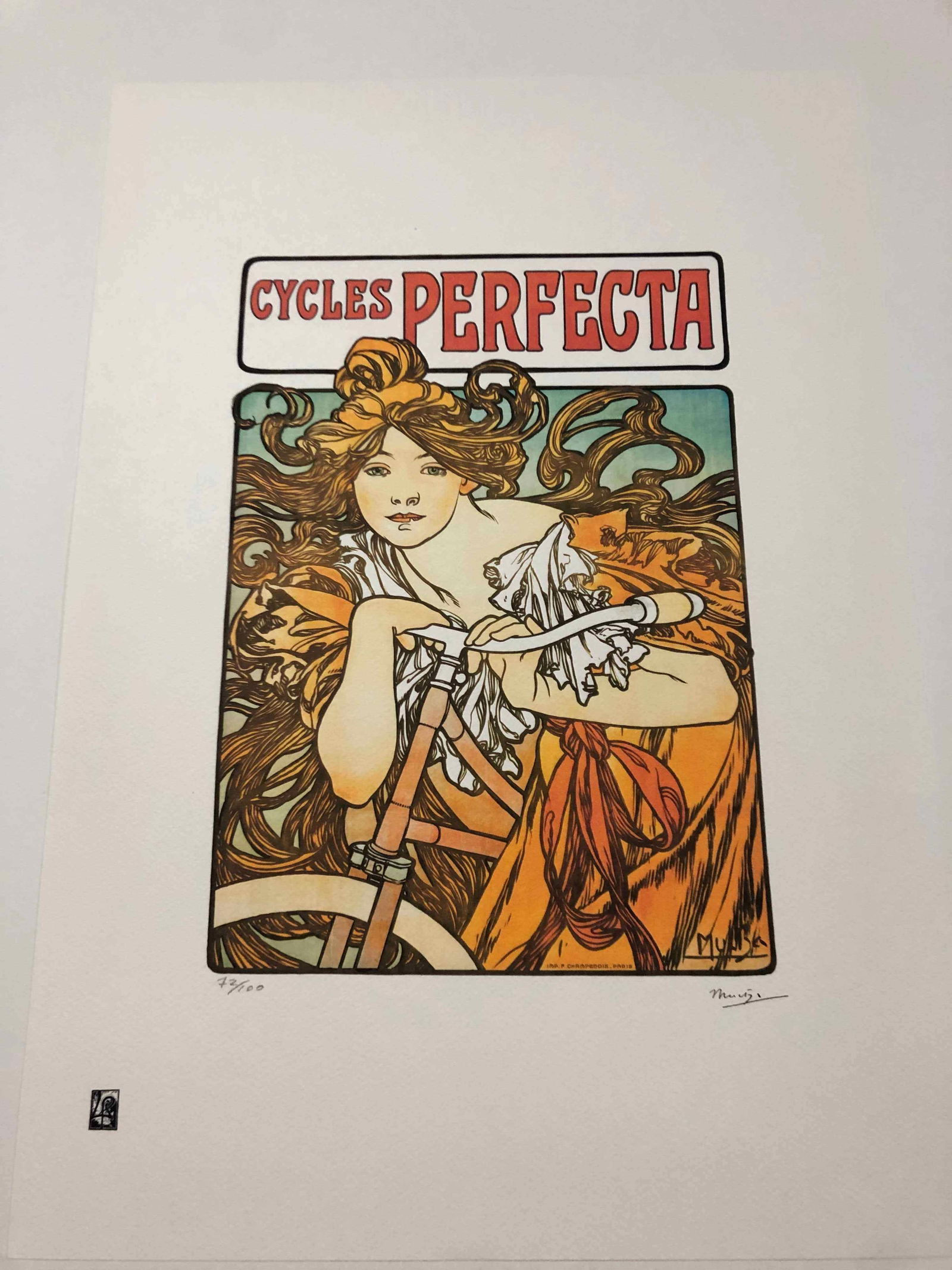 Alphonse Mucha litografia cm 50x70 con certificato: Alphonse Mucha litografia dimensione cm 50x70 timbro impresso LE PALMEcarta francesecertificato di autenticaedizione del 2010firma su lastra in stampaesemplari 100 maxla numerazione al momento della s