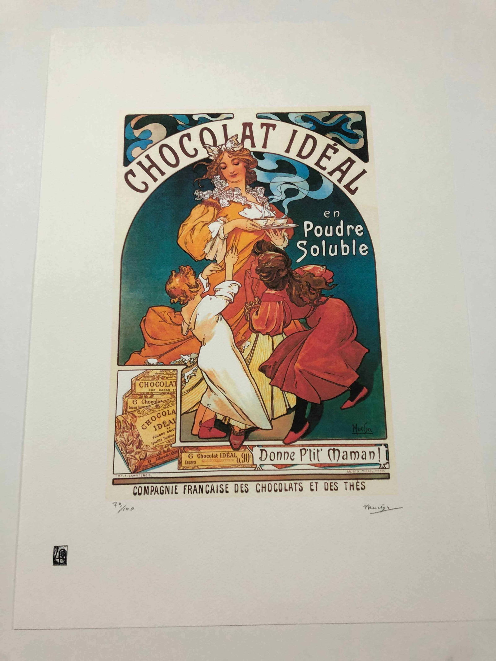 Alphonse Mucha litografia cm 50x70 con certificato: Alphonse Mucha litografia dimensione cm 50x70 timbro impresso LE PALMEcarta francesecertificato di autenticaedizione del 2010firma su lastra in stampaesemplari 100 maxla numerazione al momento della s