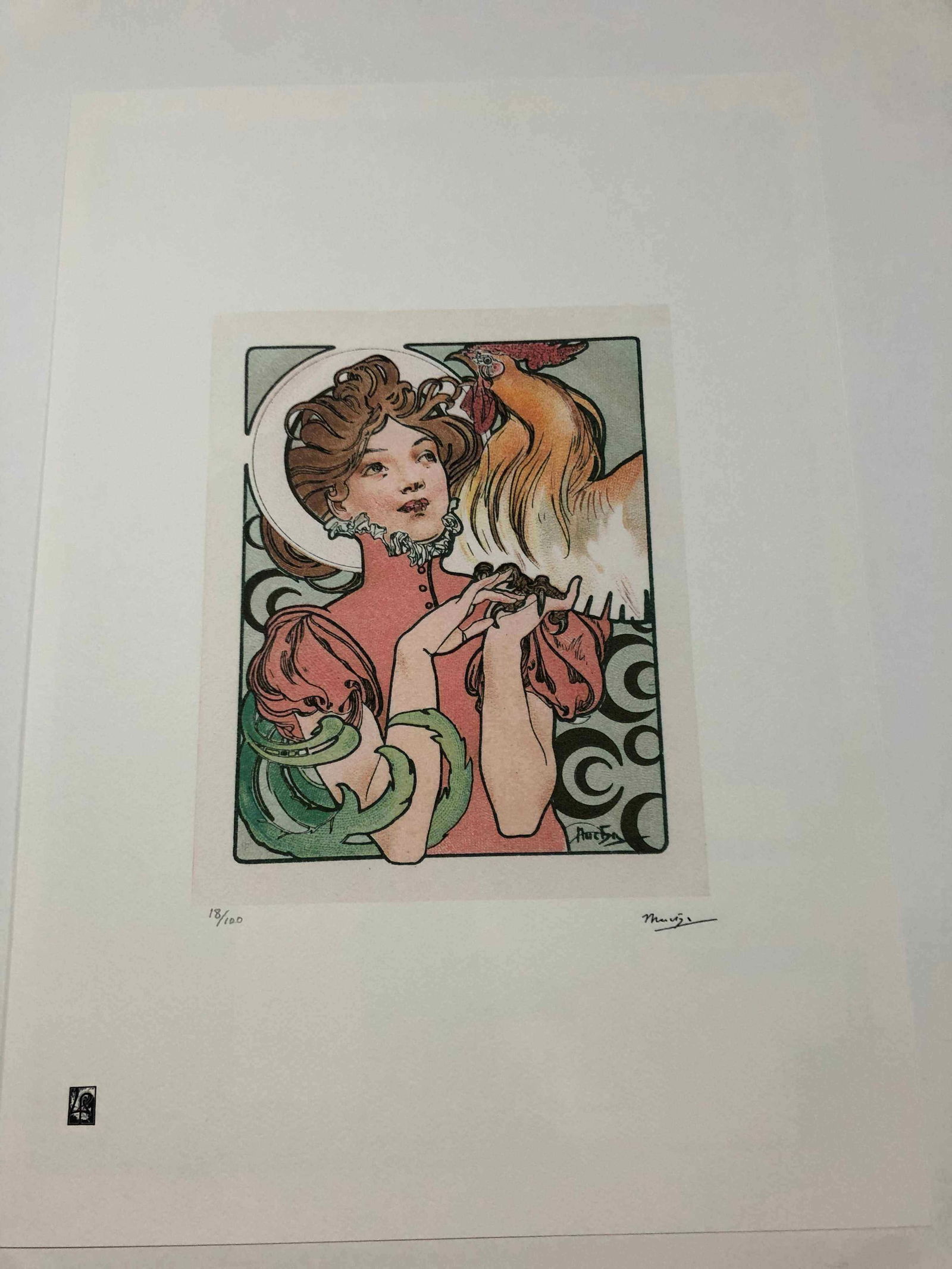 Alphonse Mucha litografia cm 50x70 con certificato: Alphonse Mucha litografia dimensione cm 50x70 timbro impresso LE PALMEcarta francesecertificato di autenticaedizione del 2010firma su lastra in stampaesemplari 100 maxla numerazione al momento della s