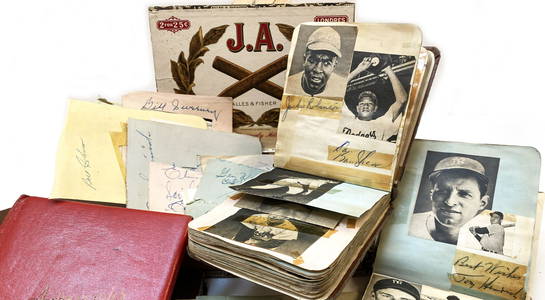 Jackie Robinson Along with 500+ Vintage Baseball Autographs In Albums & Cut Signatures