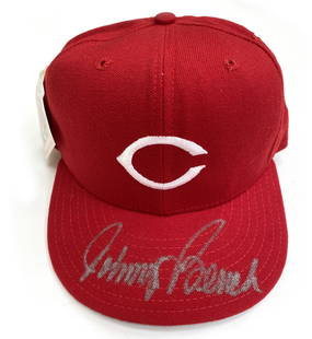 Johnny Bench Autographed Cincinnati Reds Fitted New Era Baseball Cap: Johnny Bench autographed fitted New Era baseball cap. Hand-signed on the lid in bold felt tip marker.Overall in fine condition.Includes JSA authentication. Authentication: Includes a full letter of