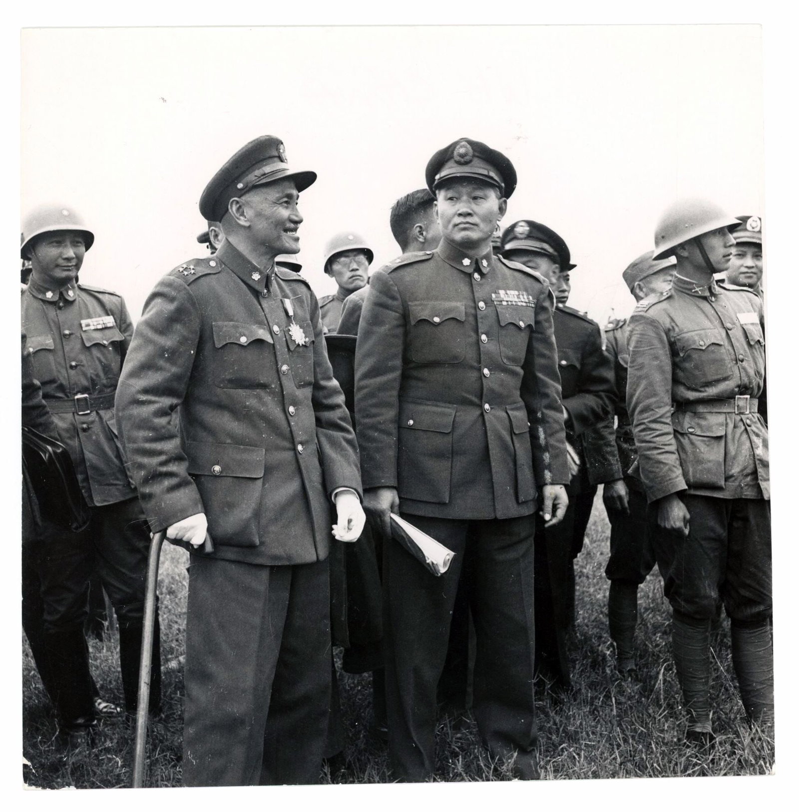 Chiang Kai-Shek and Sun Li-Jen - Vintage 7.5 x 7.5" Press Photograph (1 of 2)