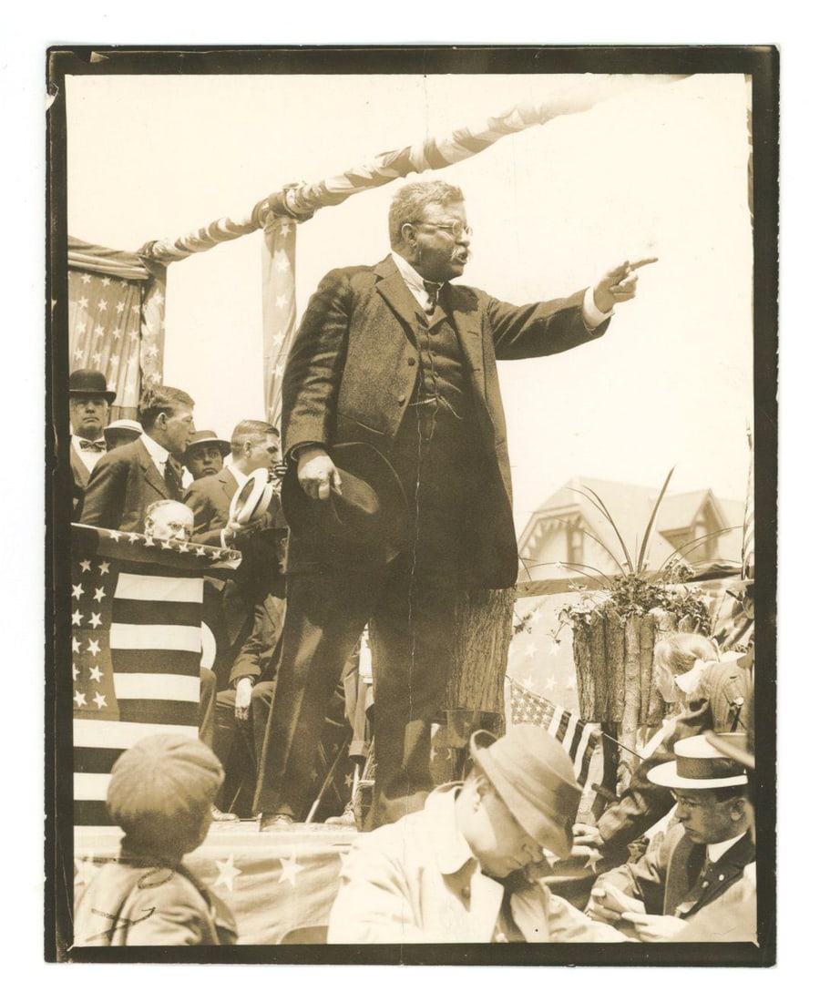 Theodore Roosevelt Original Vintage 4 x 5" Photograph in Classic Roosevelt Stance (1 of 2)