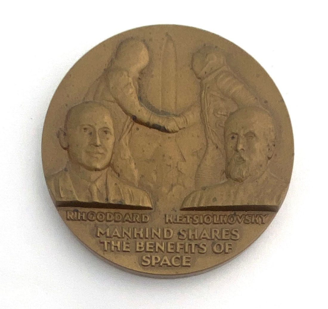 Apollo-Soyuz Test Project – Historic 2.5” Bronze Presentation Medal – USA/USSR Joi (1 of 2)
