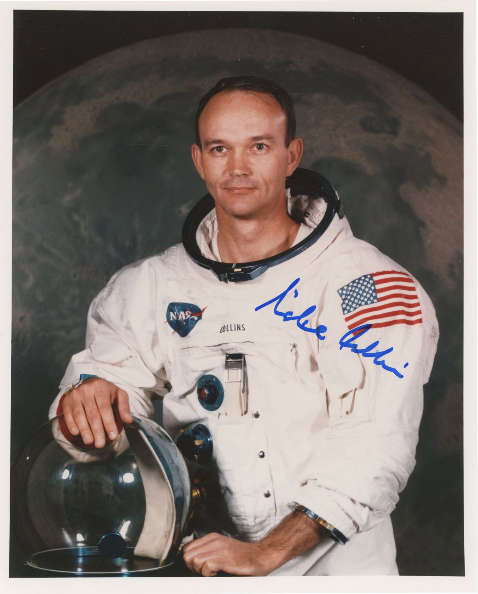 Michael Collins – Apollo 11 Command Module Pilot – Autographed 8 x 10 Photograph (1 of 1)