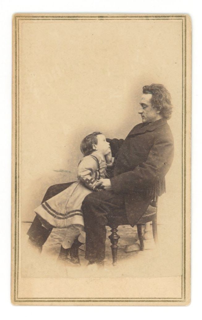 Edwin Booth – Renowned 19th-Century Shakespearean Actor – Original Brady Studio CDV Phot (1 of 2)
