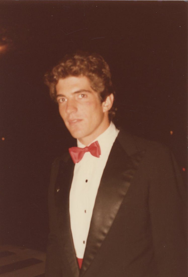 John F. Kennedy Jr. – Original First Generation Candid 3.5 x 5" Photograph – Peter Warra (1 of 2)
