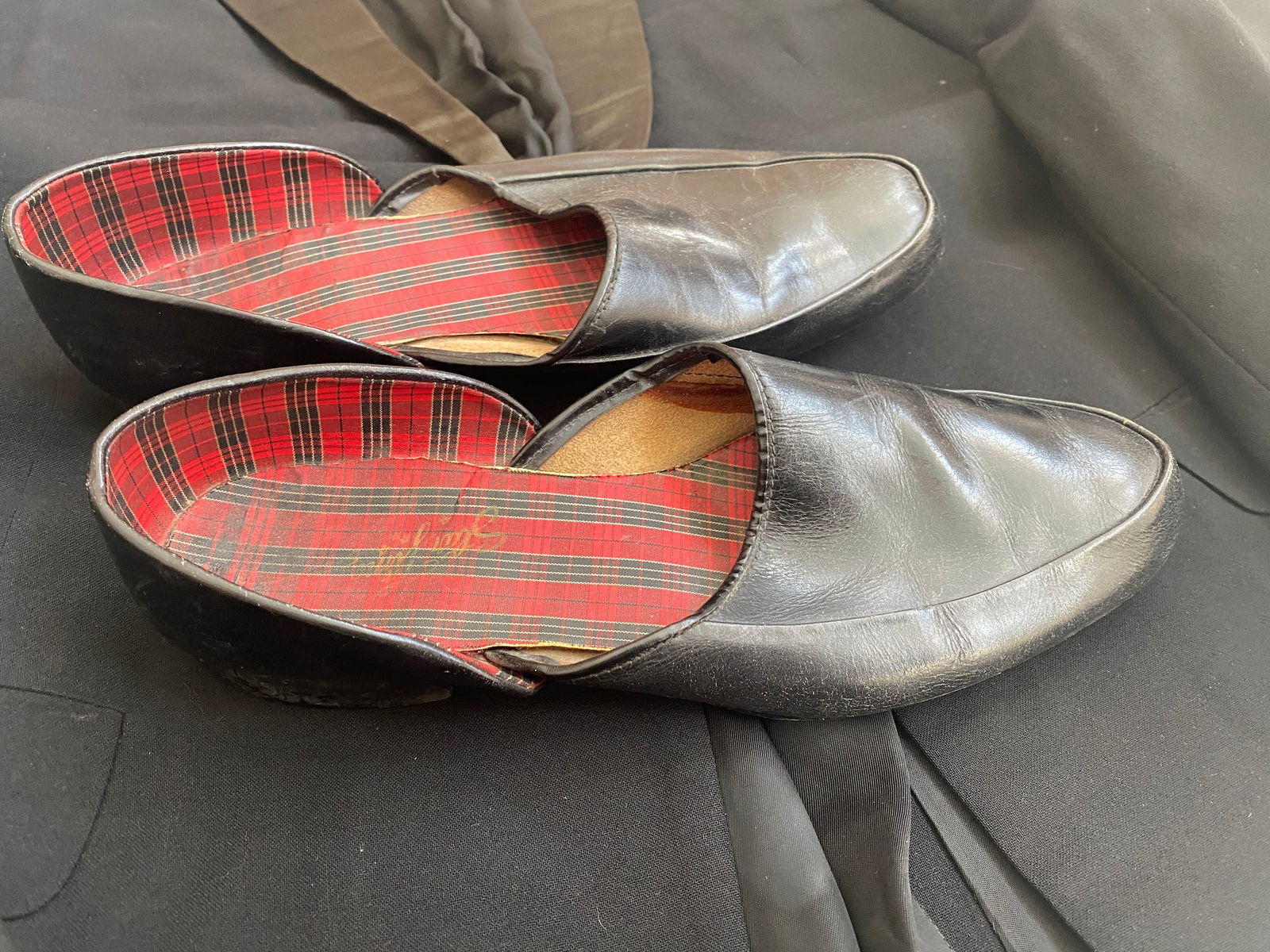 Jack Ruby – Lee Harvey Oswald Shooter – Personally Owned Jacket & Slippers – Earl  - 2