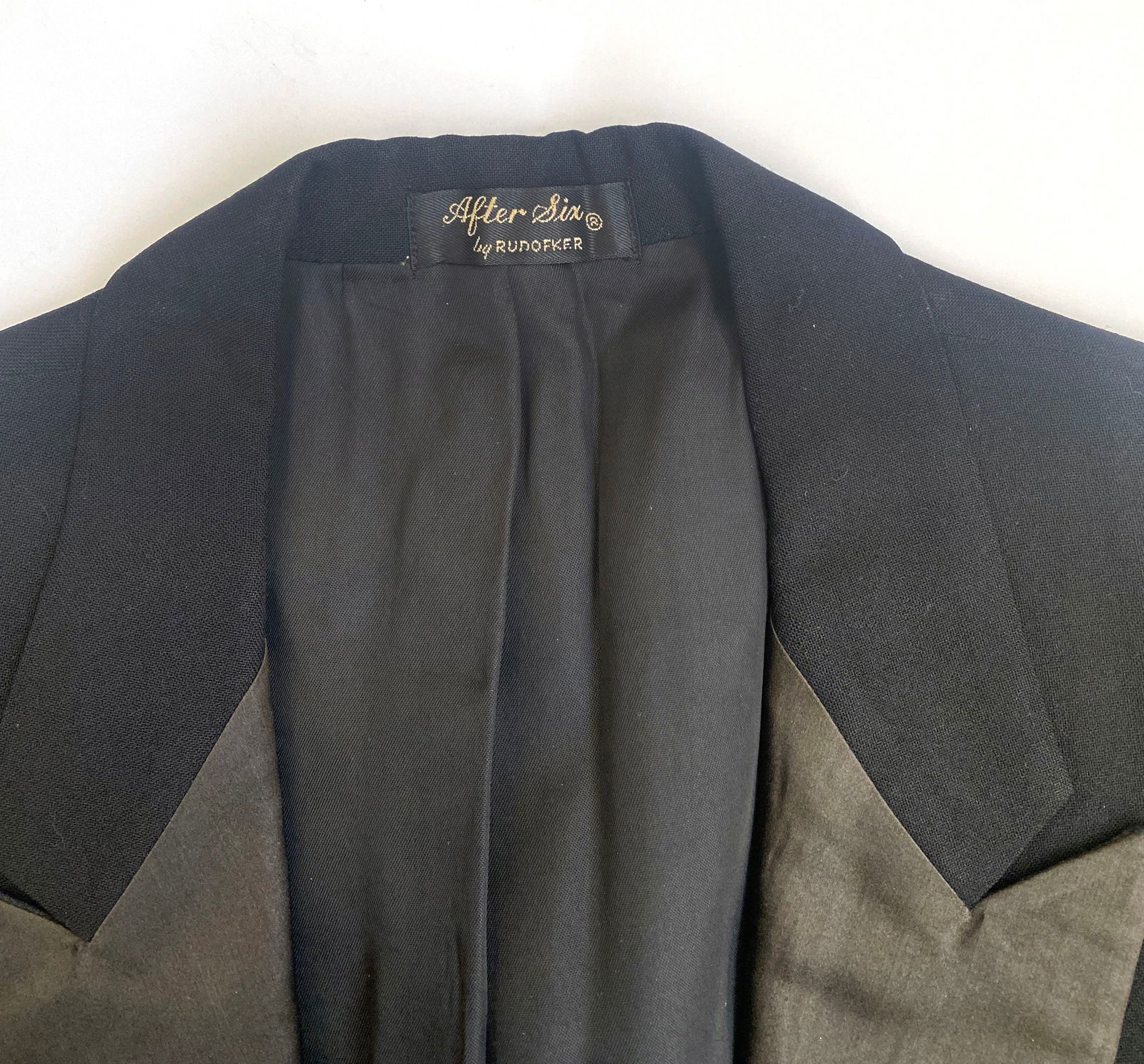 Jack Ruby – Lee Harvey Oswald Shooter – Personally Owned Jacket & Slippers – Earl  - 3