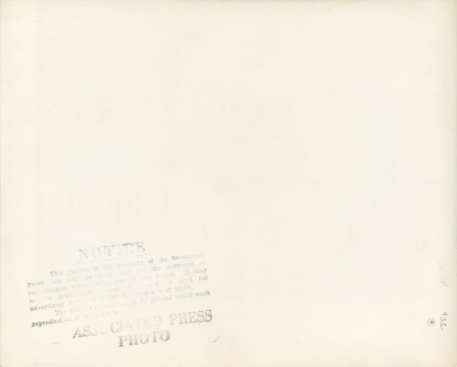 John F. Kennedy – Cuban Brigade Tribute Arlington – Original 10 x 8 Press Photo –  - 2