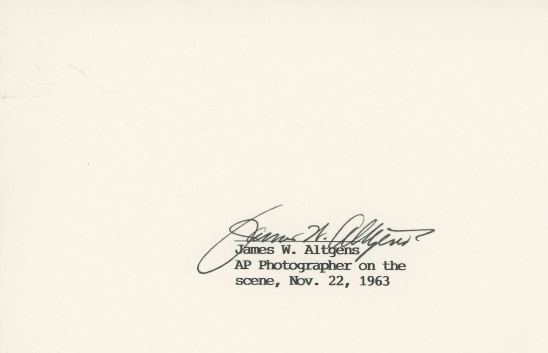 James W. Altgens – AP Photographer Witness to JFK Assassination – Autographed 6 x 4̶ (1 of 1)