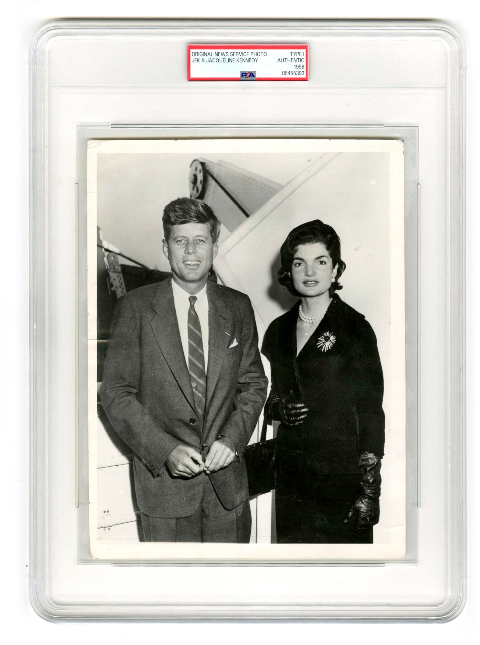 John F. Kennedy & Jacqueline Kennedy – 1956 News Service Photo – PSA Type I (1 of 2)