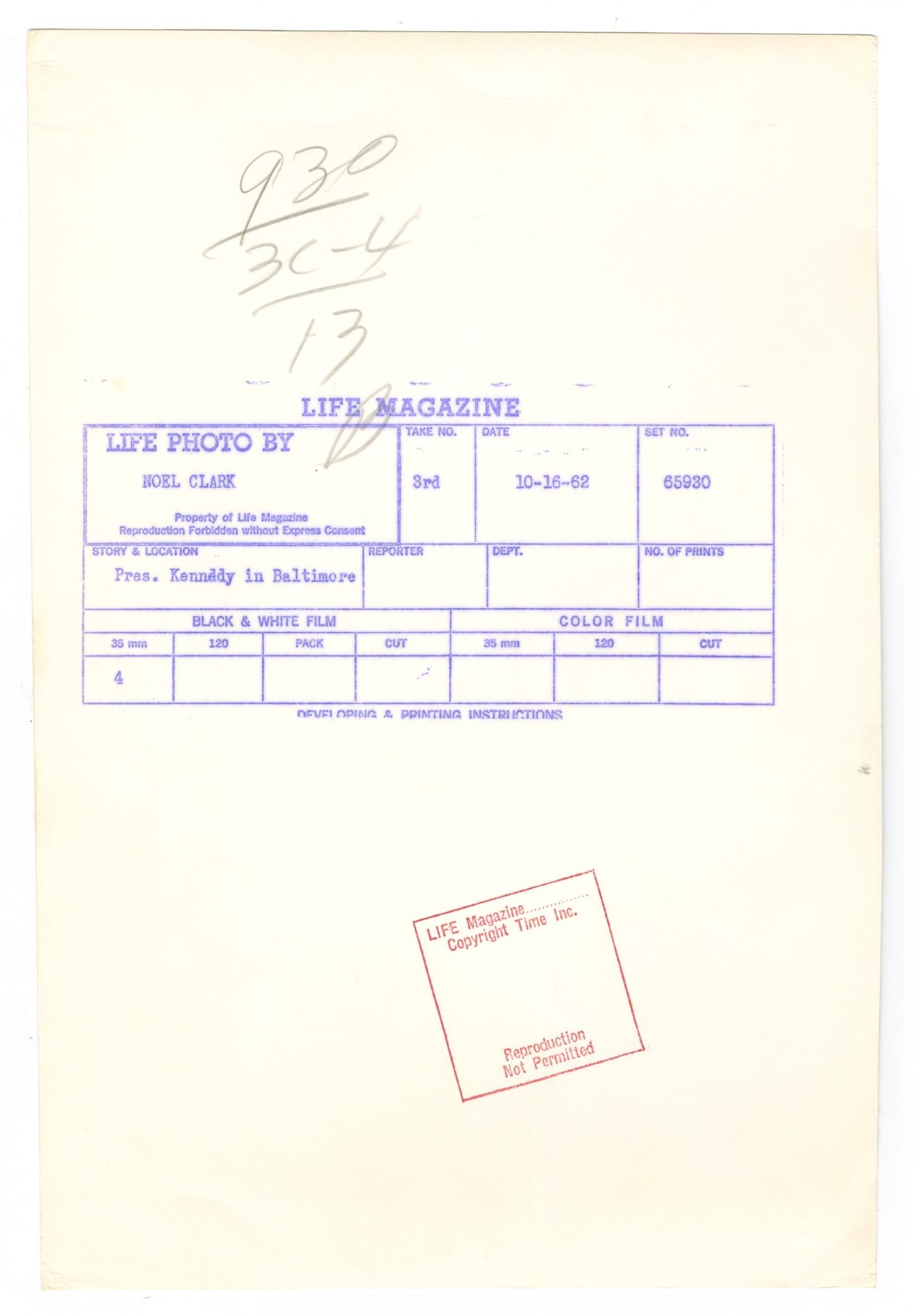 John F. Kennedy – Original Oversized LIFE Magazine Photograph – Baltimore Appearance, 19 - 2