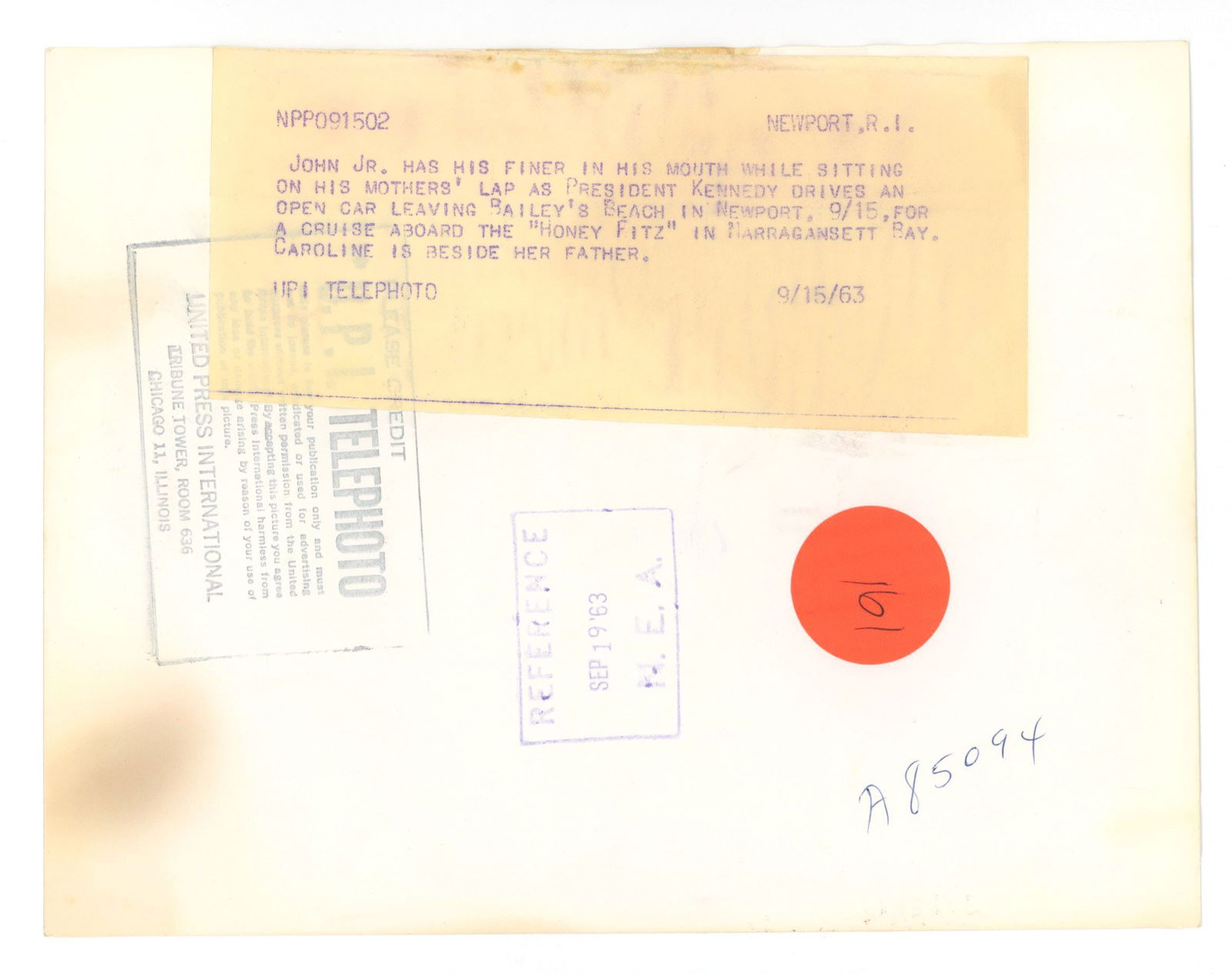 John F. Kennedy, Jacqueline Kennedy & Son – Original 1963 Newport Photograph – 9 x 7" - 2