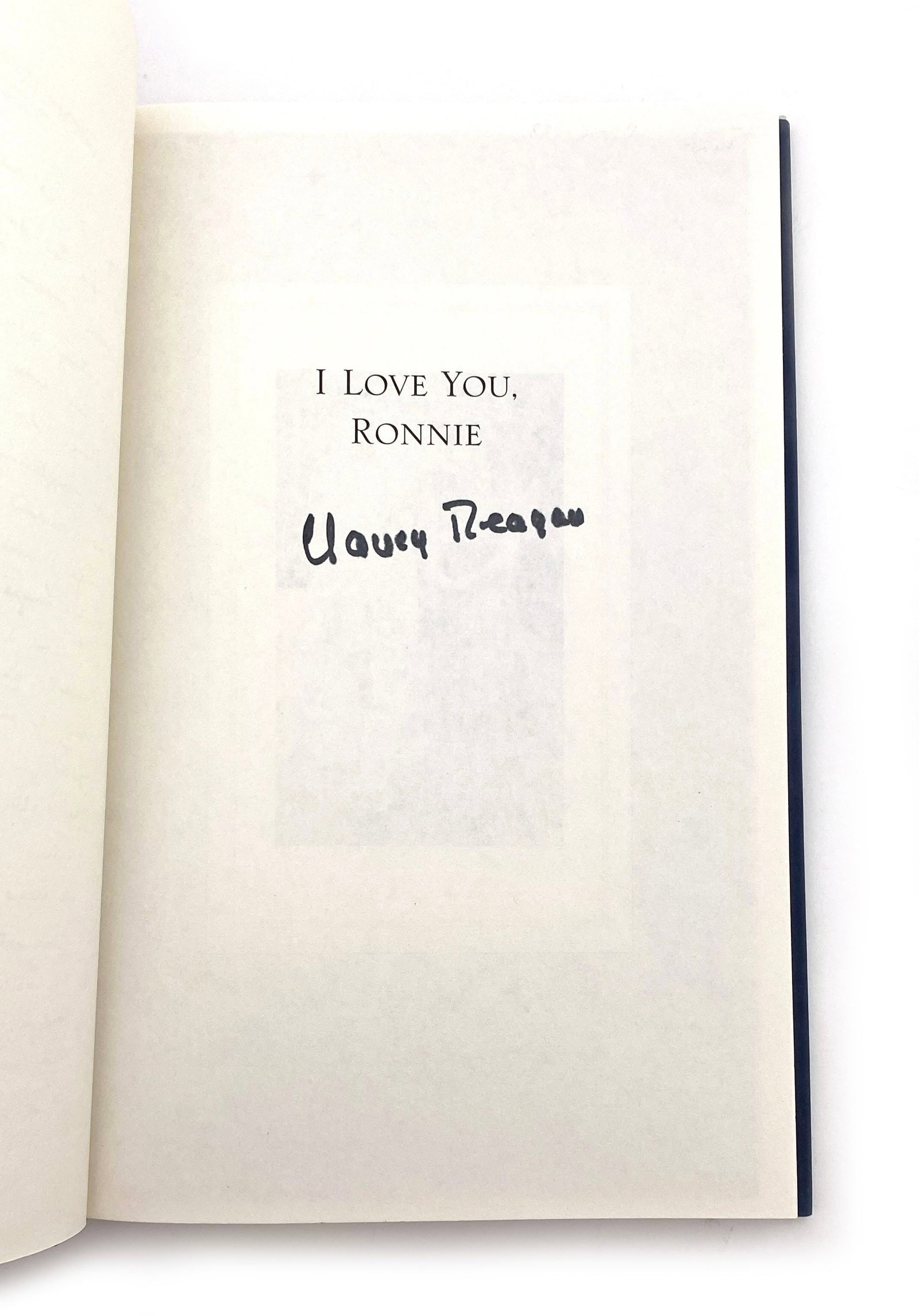 Nancy Reagan - First Lady - Autographed Haardcover Book - I Love You, Ronnie - 2