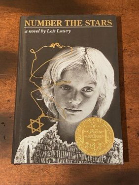 Number The Stars by Lois Lowry RARE SIGNED & Inscribed Later Printing