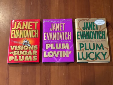 Janet Evanovich SIGNED First Editions
