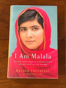 I Am Malala By Malala Yousafzai RARE SIGNED First Edition