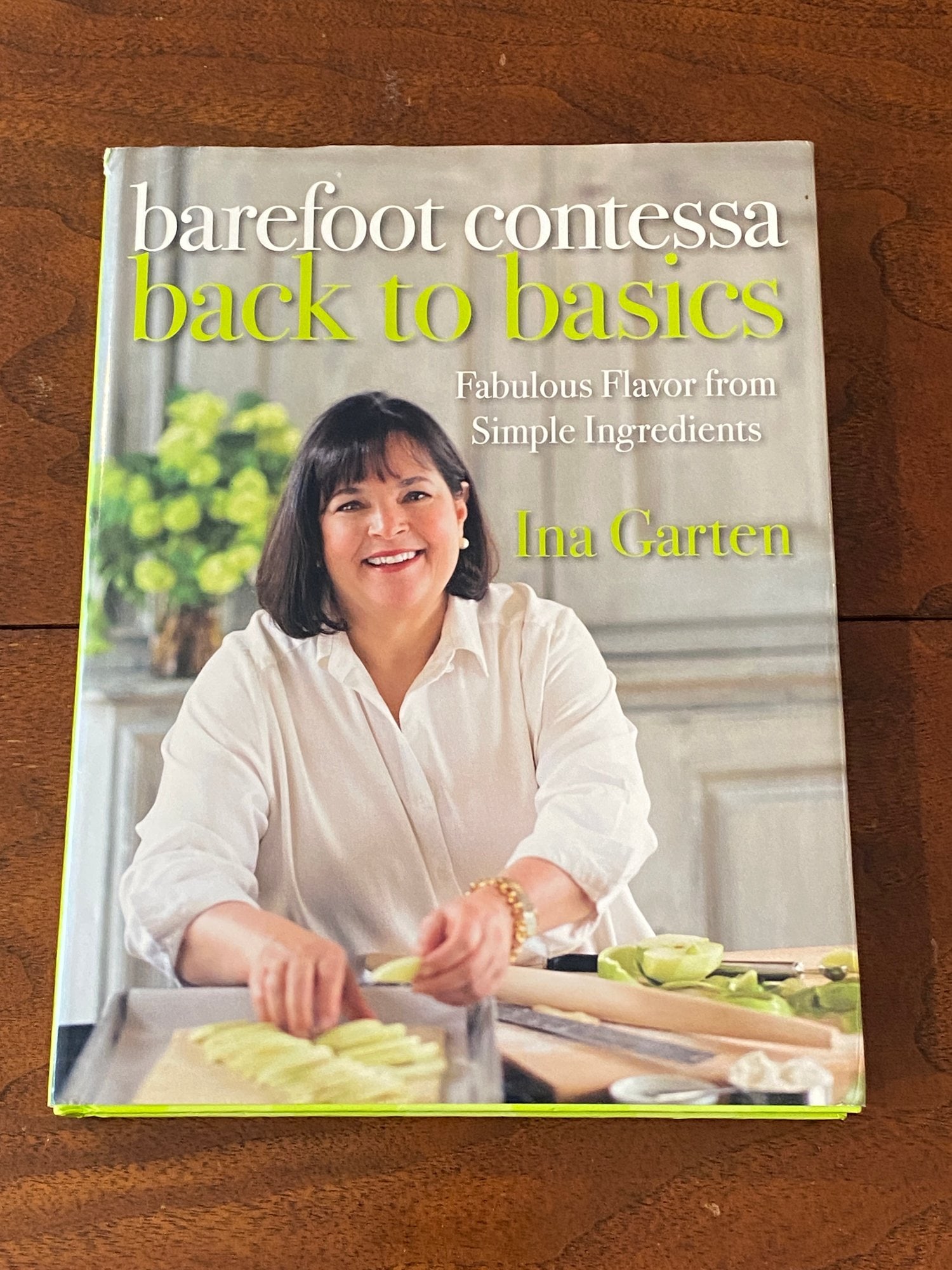 Barefoot Contessa Back To Basics By Ina Garten SIGNED First Edition: Barefoot Contessa Back To Basics By Ina Garten SIGNED First Edition published by Clarkson Potter, New York, 2008