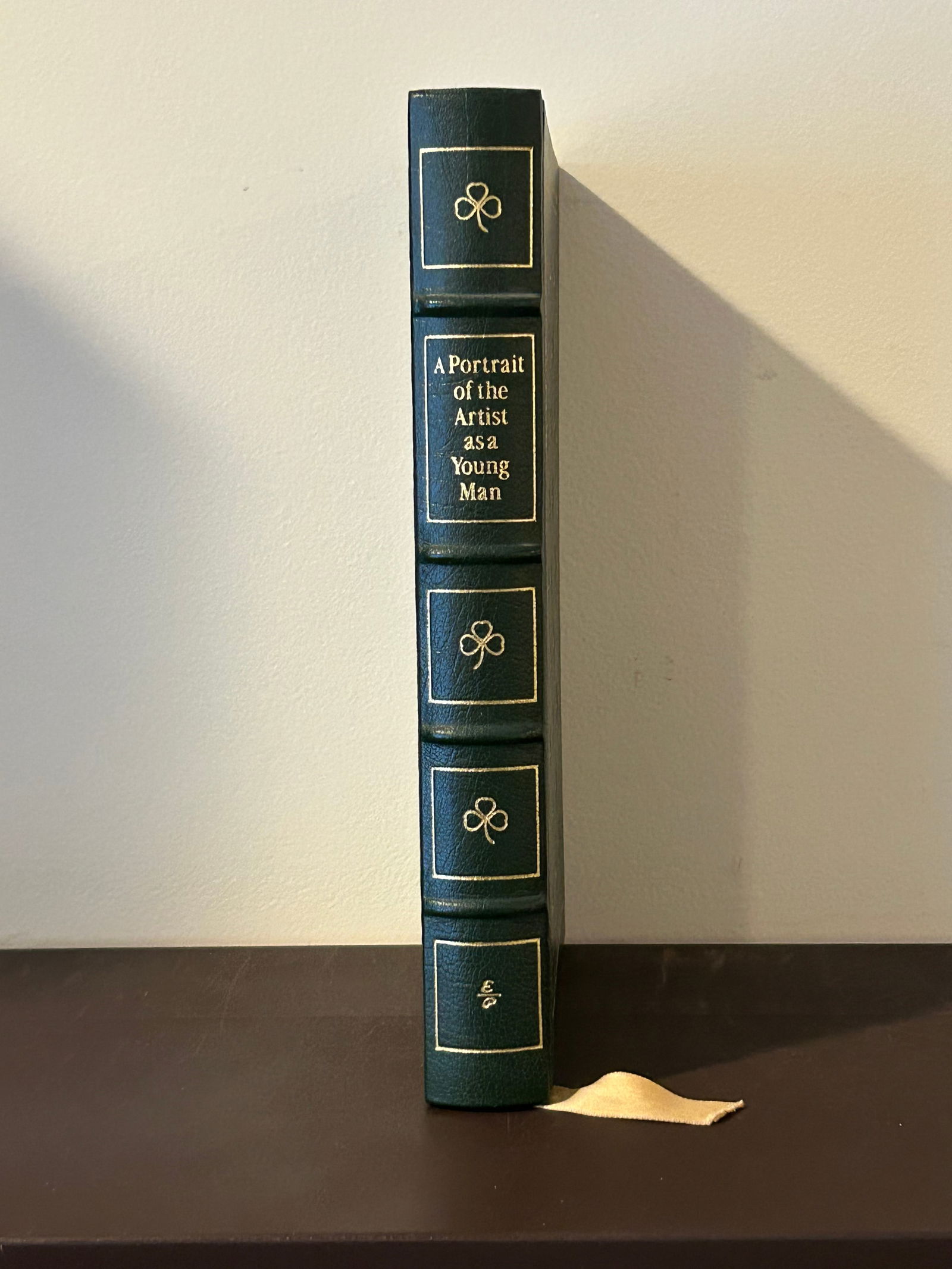 Portrait Of The Artist As A Young Man by James Joyce Leather Bound Collector's Edition: Portrait Of The Artist As A Young Man by James Joyce Leather Bound Collector's Edition published by Easton Press, Norwalk, 1977