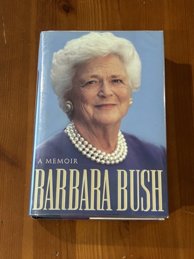 Barbara Bush A Memoir SIGNED & Inscribed First Edition: Barbara Bush A Memoir SIGNED & Inscribed First Edition Published by Lisa Drew/ Charles Scribner's Sons, New York, 1994. Dimensions: 11" x 9" x 3"