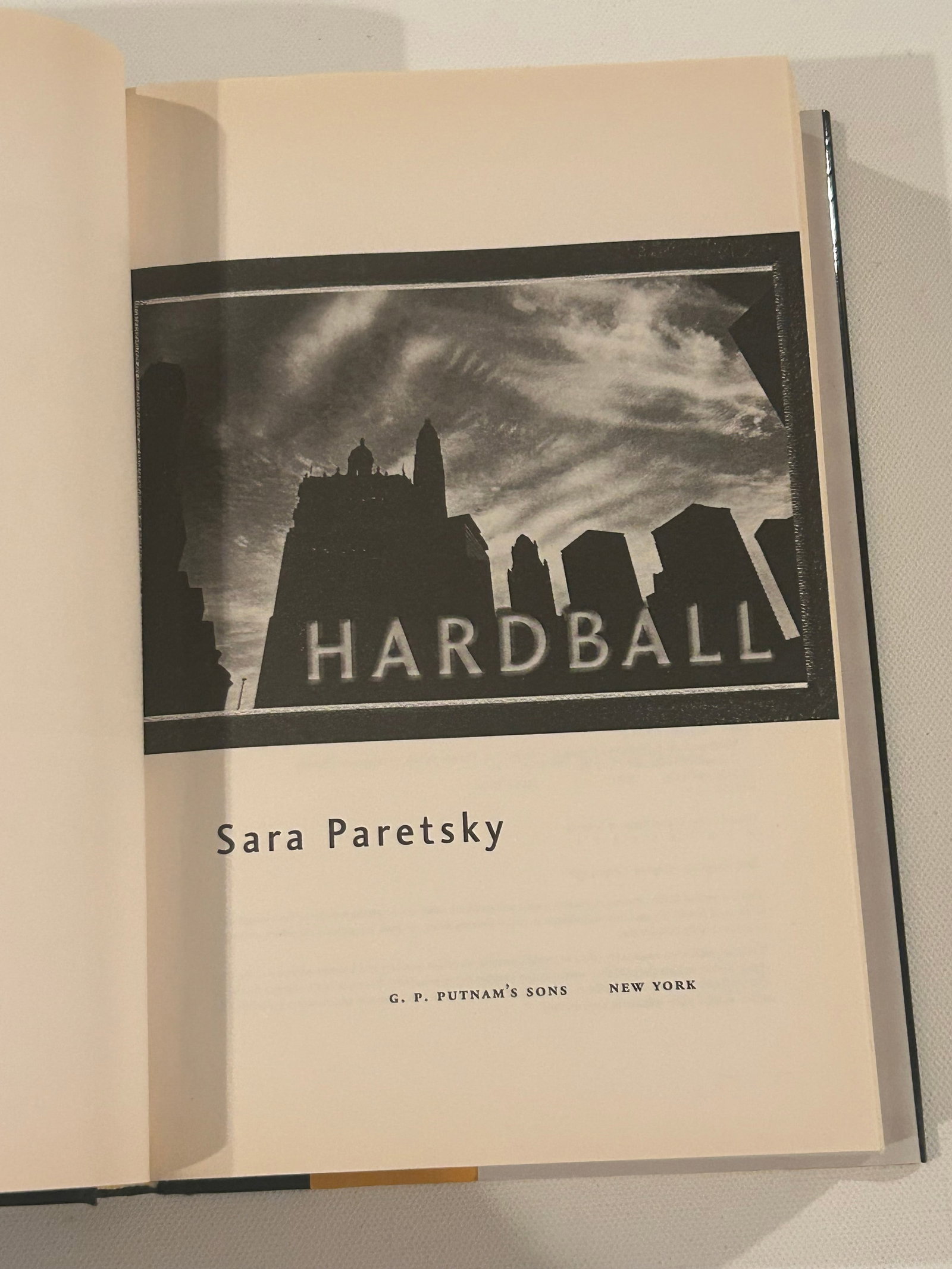 Sara Paretsky SIGNED First Editions - 8