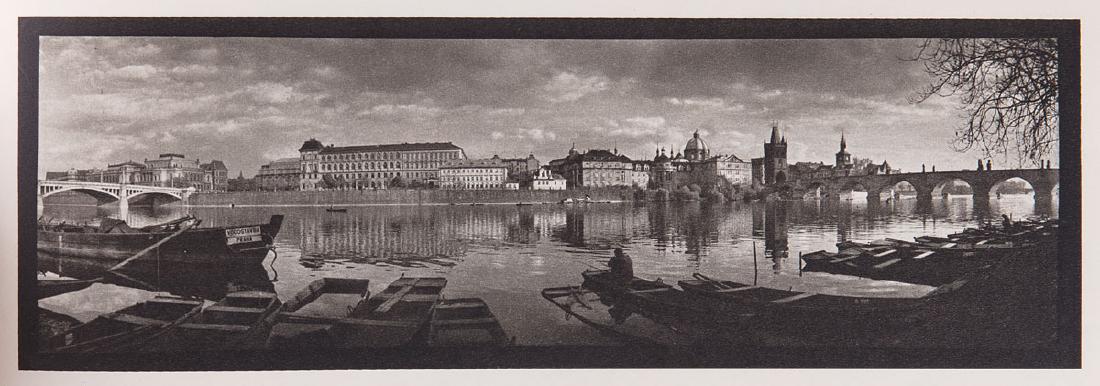 Josef SUDEK - Praha PanoramatickÃ¡.: Josef SUDEK - Praha PanoramatickÃ¡. Praha, StÃ¡tni Naklad.K rÃ¡sné Literatury, Hudby a Umeni, 1959. In-4 à l'italienne, reliure d'édition pleine toile grise (sans la jaquette, toile légèrem