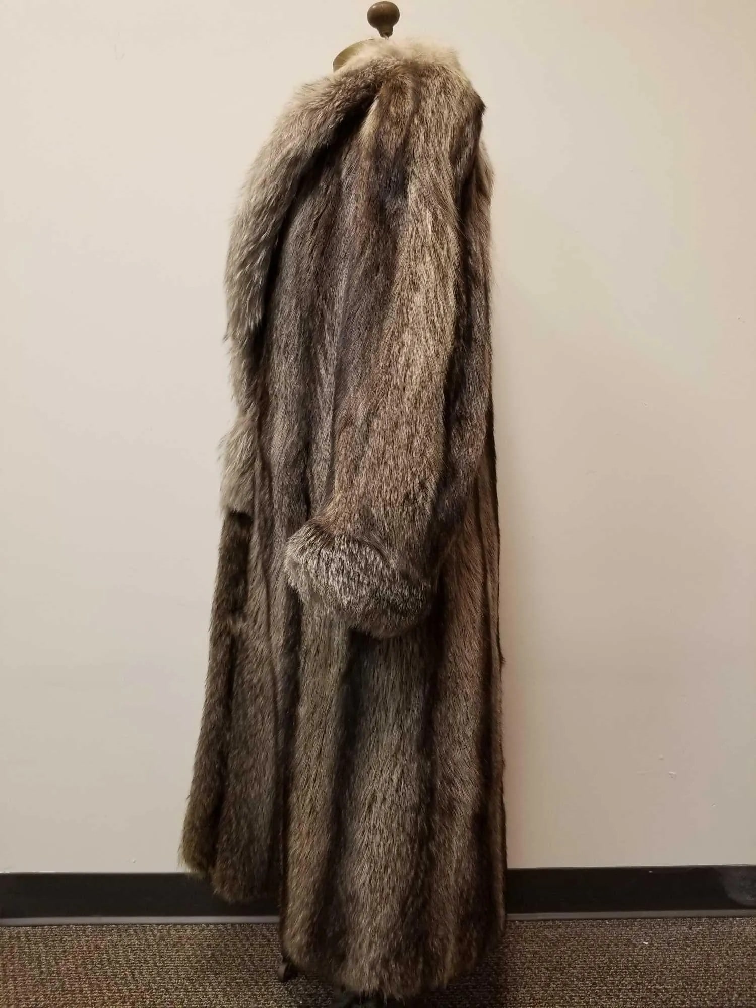 Canadian Fox Fur - Diamond Distinctive Design Fur Coat - 2
